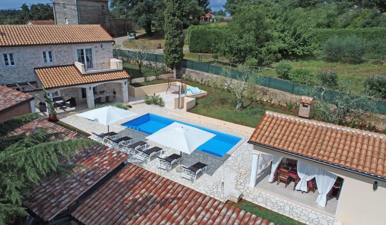 Villa Emilia Vizinada Ngoại thất bức ảnh