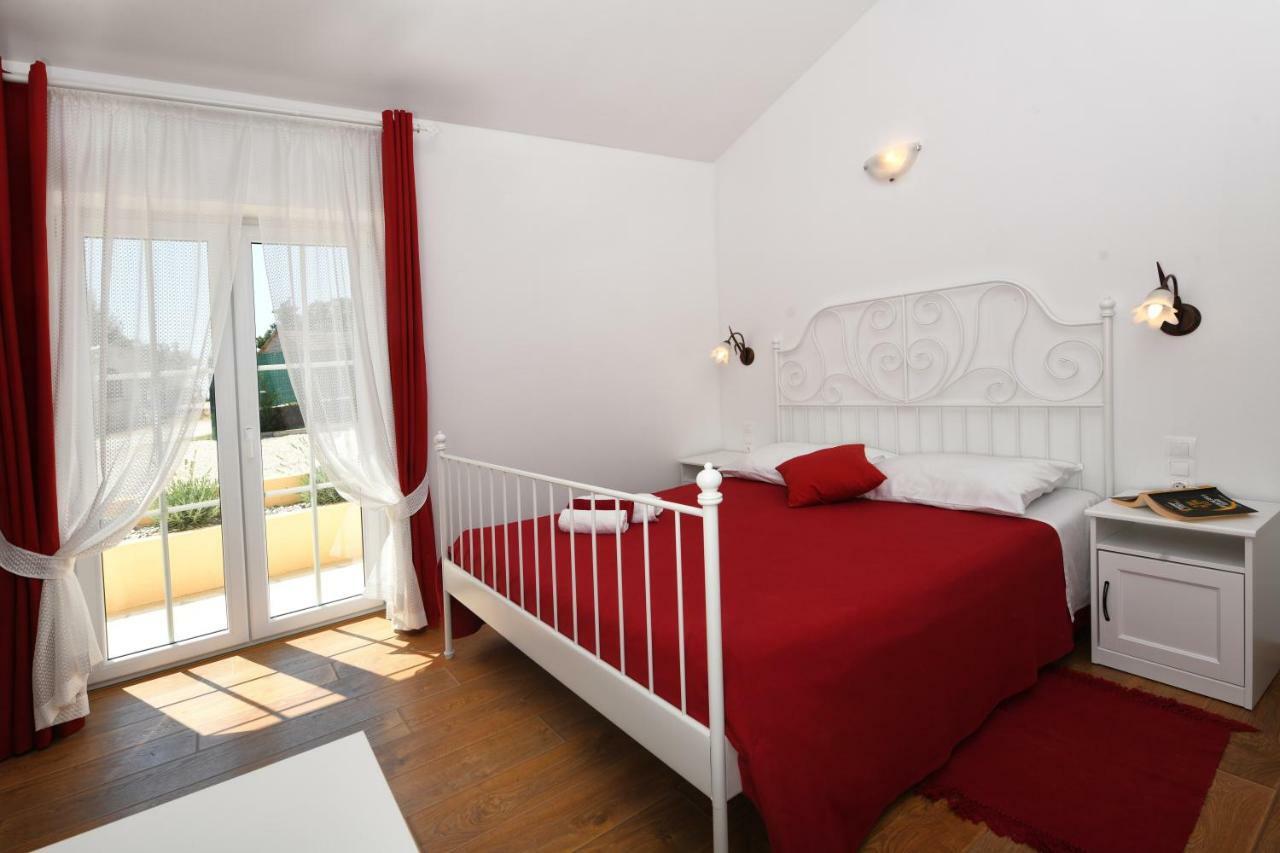 Villa Emilia Vizinada Ngoại thất bức ảnh