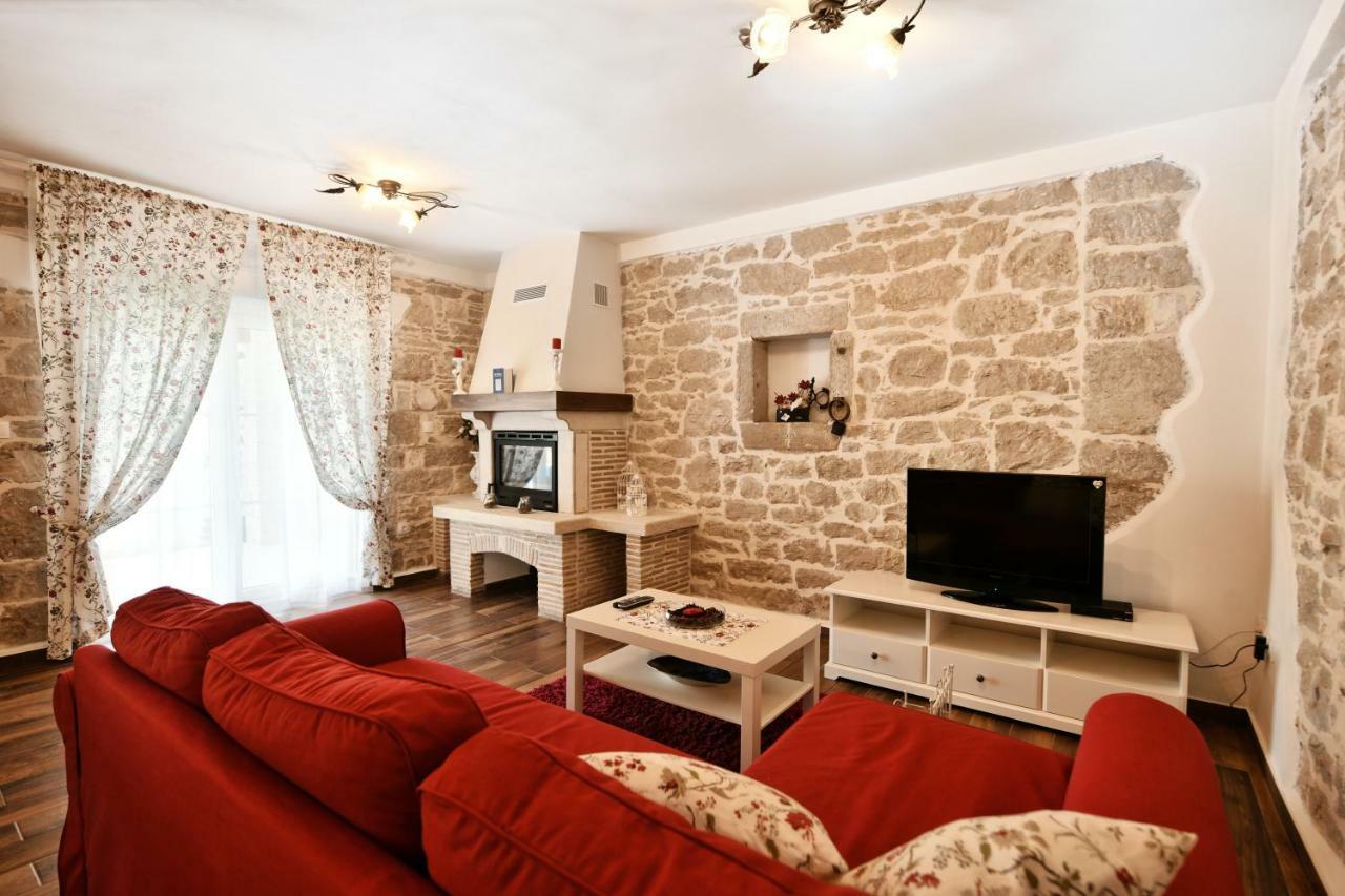 Villa Emilia Vizinada Ngoại thất bức ảnh