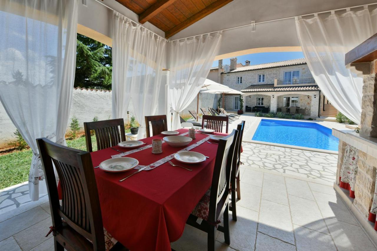 Villa Emilia Vizinada Ngoại thất bức ảnh